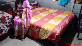 Desi Indian bhabhi in Pink Saree Hardly And Deep Fuck Video