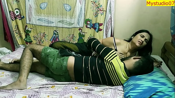 Desi xxx randi bhabhi hot sex with jobless Devor