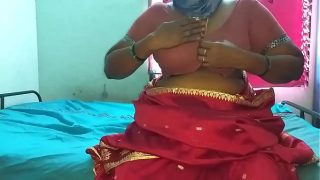 पढ़ते समय चुदाई का मजा Video